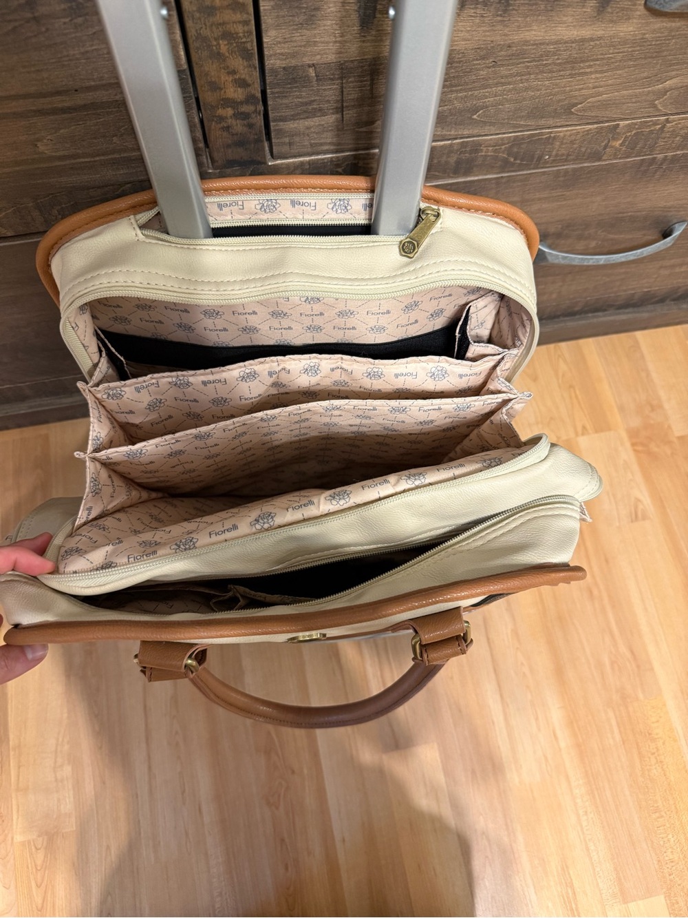 Luggage - Picture 3 of 4